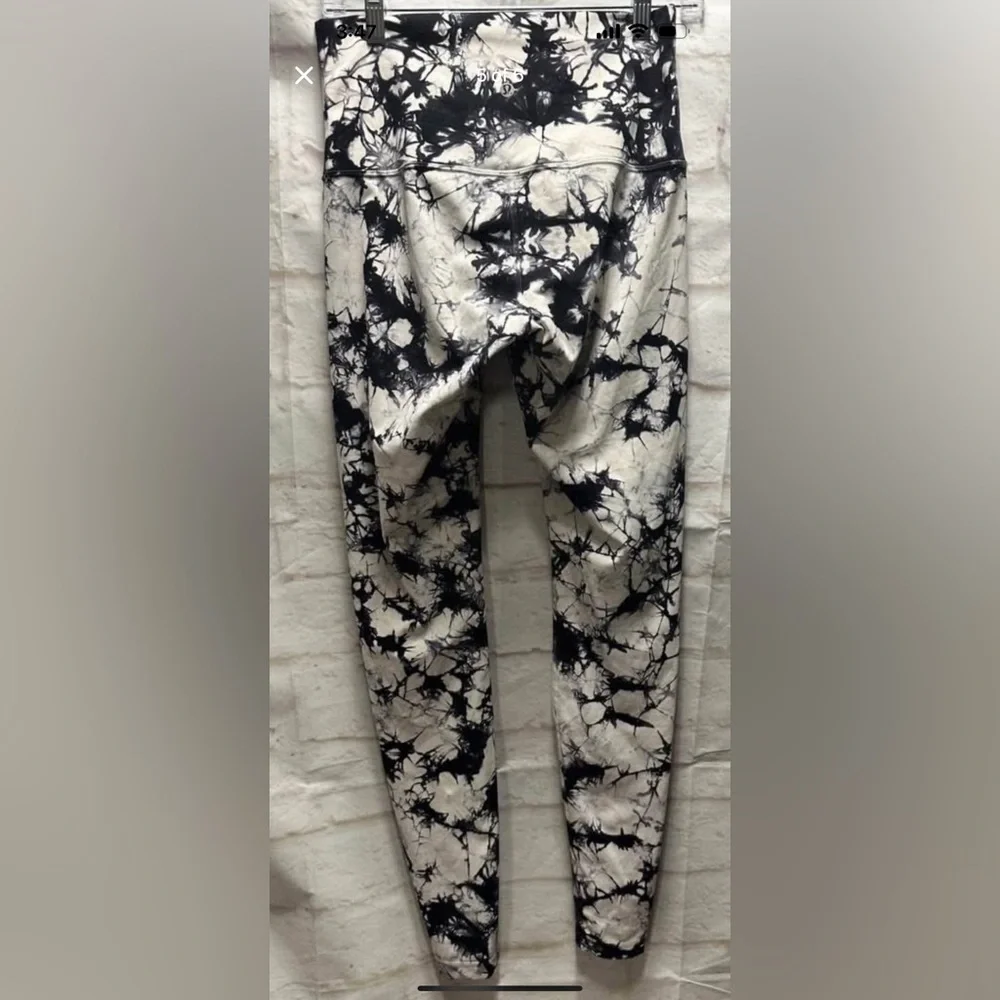 Lululemon women's align leggings black/white‎ swirl size 8
